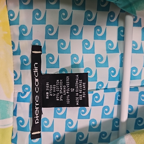 Pierre Cardin Floral Lined Jacker Sz 12 NWOT - Picture 3 of 6